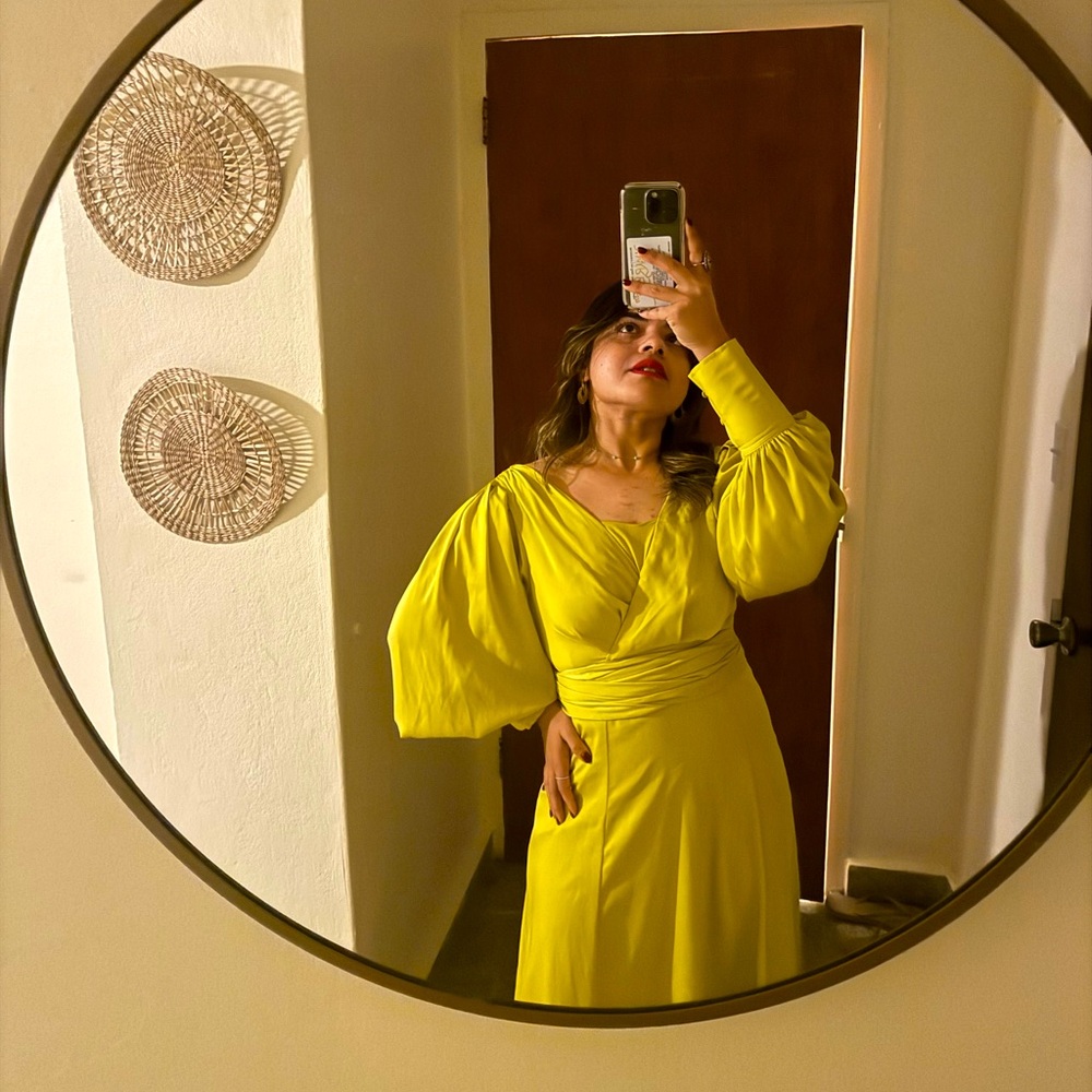 New celestial Blouson -sleeve Banana Republic maxi dress size 2